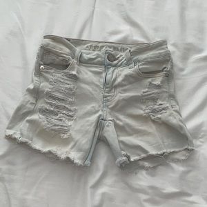 White American Eagle Shorts